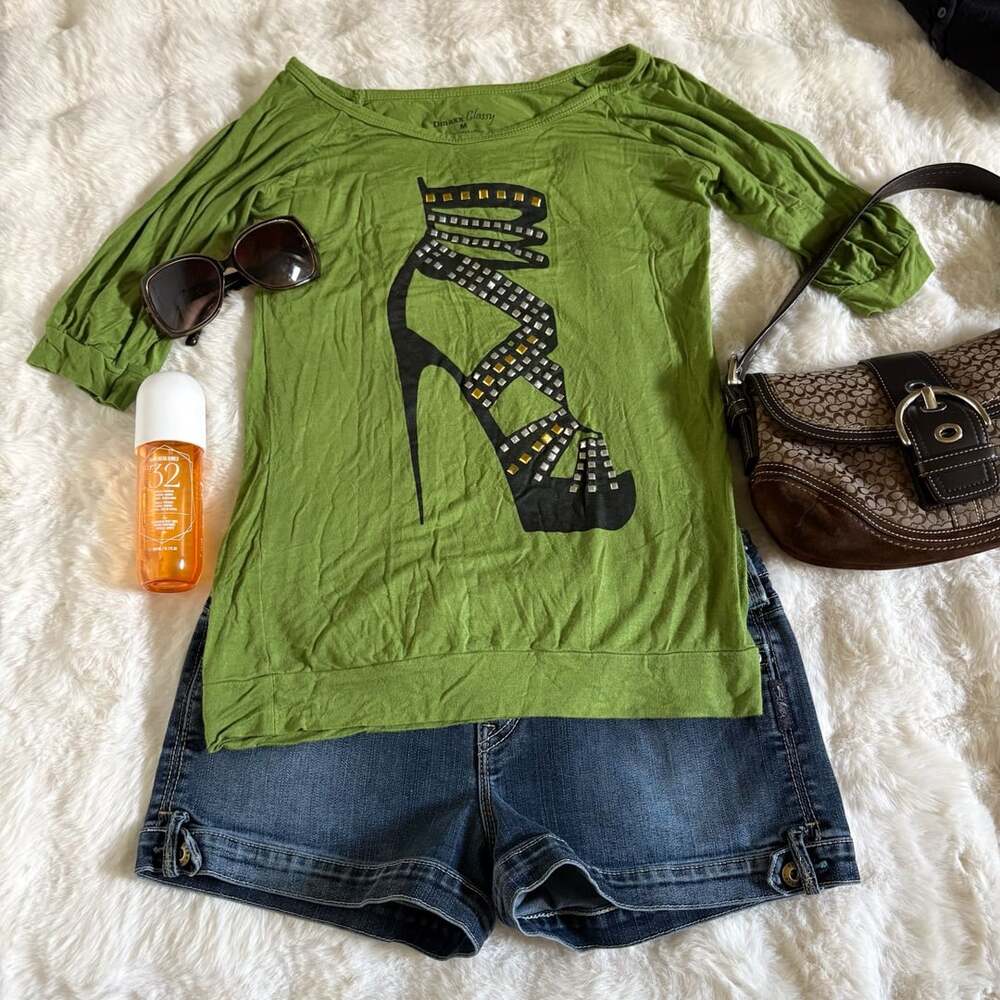 Dmaxx Classy High Heel Graphic Top Size M Green